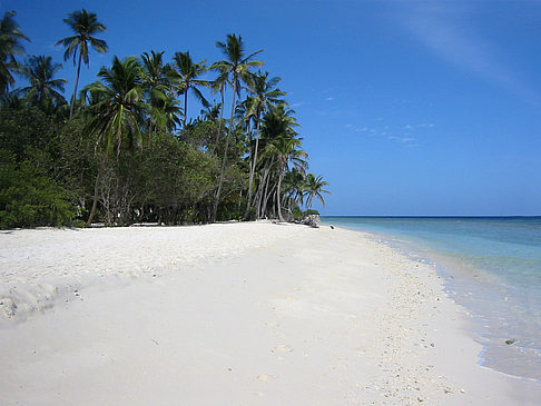 Der weiße Sandstrand Foto 