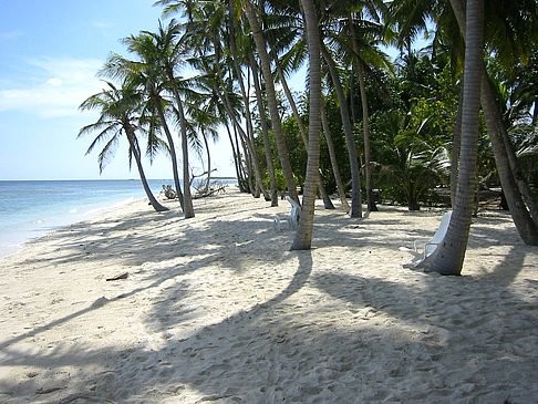 Der weiße Sandstrand